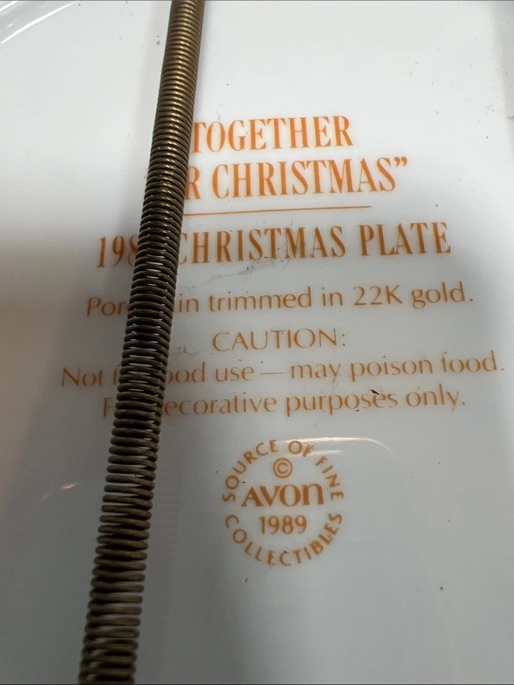 Vintage 1989 1992 Avon Christmas Holiday Decorative Wall Plates -